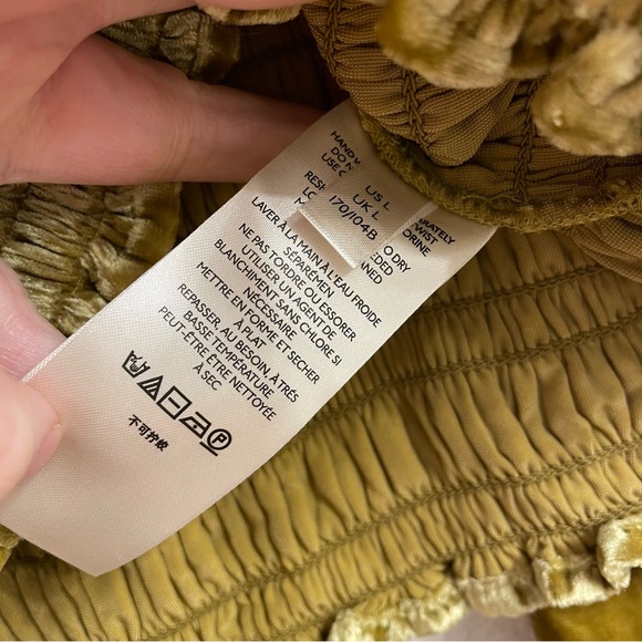 NWT Anthropologie Gold Ochre Velvet Puff Sleeve Top L - Picture 6 of 12